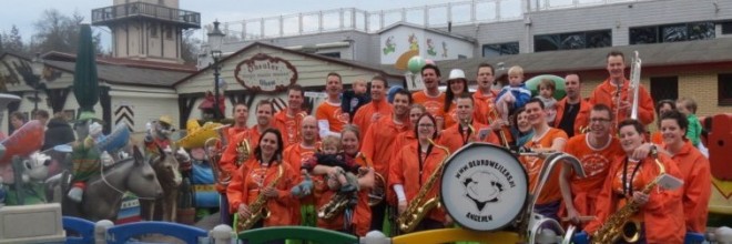 Deurdweilers met kids on tour in Julianatoren